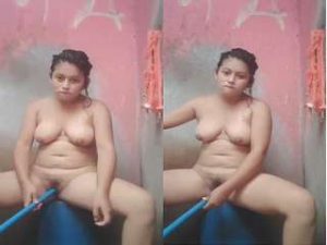 HoT Desi Girl Masturbating HoT Desi Girl Masturbating