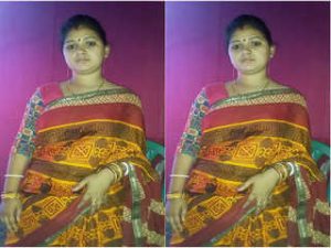 Jyotsna Boudi Bathing and Fingering Shows to Lover On Video Call Part 6 Jyotsna Boudi Bathing and Fingering Shows to Lover On Video Call Part 6