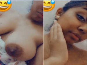 Cute Desi Girl Shows Her Big Boobs Cute Desi Girl Shows Her Big Boobs