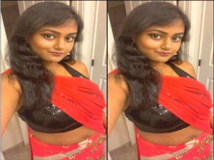 Desi Bhabhi Shows Her Nude Body