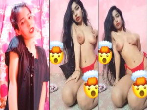 Cute Desi Girl Shows Boobs Cute Desi Girl Shows Boobs