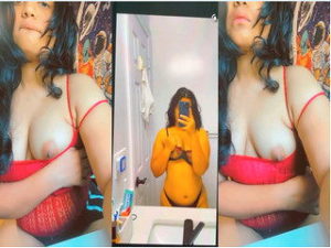 Cute Desi Girl Shows Boobs Cute Desi Girl Shows Boobs