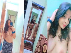 Hot Desi Girl Record Selfie Hot Desi Girl Record Selfie