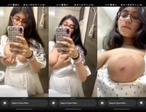 Horny Desi Girl Shows Her Big Boobs Horny Desi Girl Shows Her Big Boobs