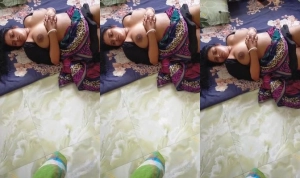 Desi Vlg Wife Boobs Video Record By Hubby