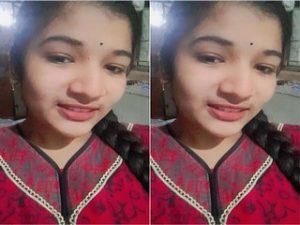 Cute Desi Girl Shows Her Boobs and Fingering