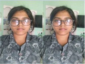 Cute Paki Girl Showing Boobs On VC