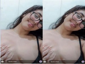 Cute Paki girl Shows Her Boobs part 2 Cute Paki girl Shows Her Boobs part 2