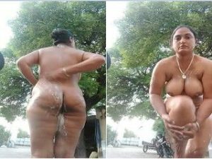 Desi Bhabhi OuDoor Bathing Desi Bhabhi OuDoor Bathing