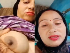 Desi Bhabhi Play With her Boobs Desi Bhabhi Play With her Boobs