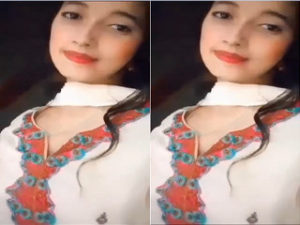 Desi Girl Shows her Boobs and Pussy Part 2