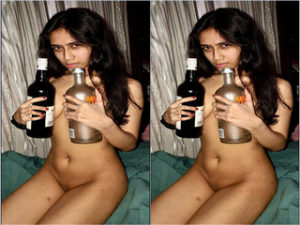 Desi girl Shows Nude Body Desi girl Shows Nude Body