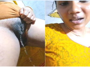 Desi Mallu Girl Pissing Desi Mallu Girl Pissing