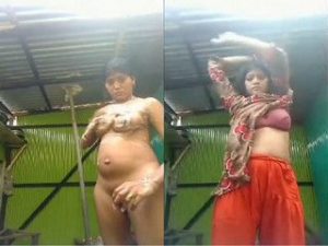 Desi Village Bhabhi Bathing Part 2 Desi Village Bhabhi Bathing Part 2