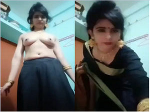 HORNY DESI BHABHI STRIP AND SHOWS BOOBS HORNY DESI BHABHI STRIP AND SHOWS BOOBS