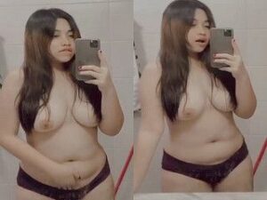 Paki Girl Shows Boobs Paki Girl Shows Boobs