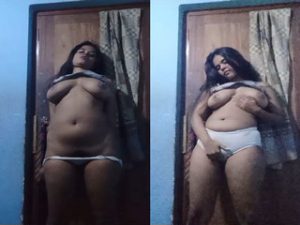 sexy Desi girl Fingering sexy Desi girl Fingering