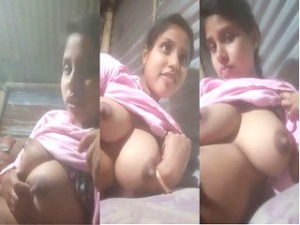 Sexy Desi Vlg Girl Shows Big Boobs Sexy Desi Vlg Girl Shows Big Boobs