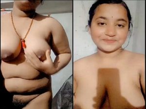 Sexy Indian Girl Shows her Nude Body Sexy Indian Girl Shows her Nude Body