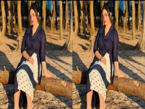 Sexy Indian Girl Shows Nude Body Part 2 Sexy Indian Girl Shows Nude Body Part 2