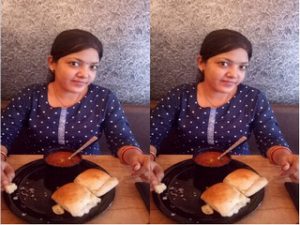 Sexy Priya Bhabhi With Lover Sexy Priya Bhabhi With Lover